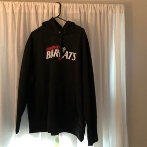 Hanes sweatshirt.  Cincinnati Bearcats